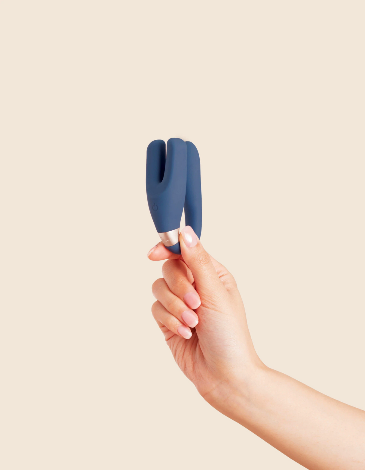 Deia Wearable Vibrator with Remote & Charging Case - DA720