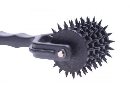 Master Series Spiked 5 Row Pinwheel - Black by XR Brands