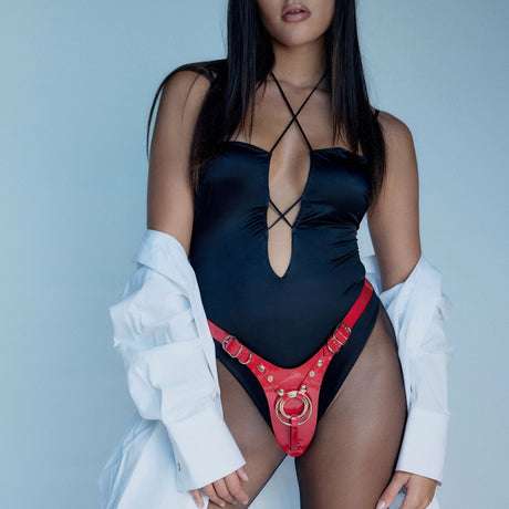 STRAP-ON-ME Fabulous Leatherette Harness — One Size, Red Glossy - SM7463