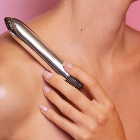LOVE TO LOVE Sexy Vibe 14 cm ABS Mini Vibrator (Splashproof) - LV1469
