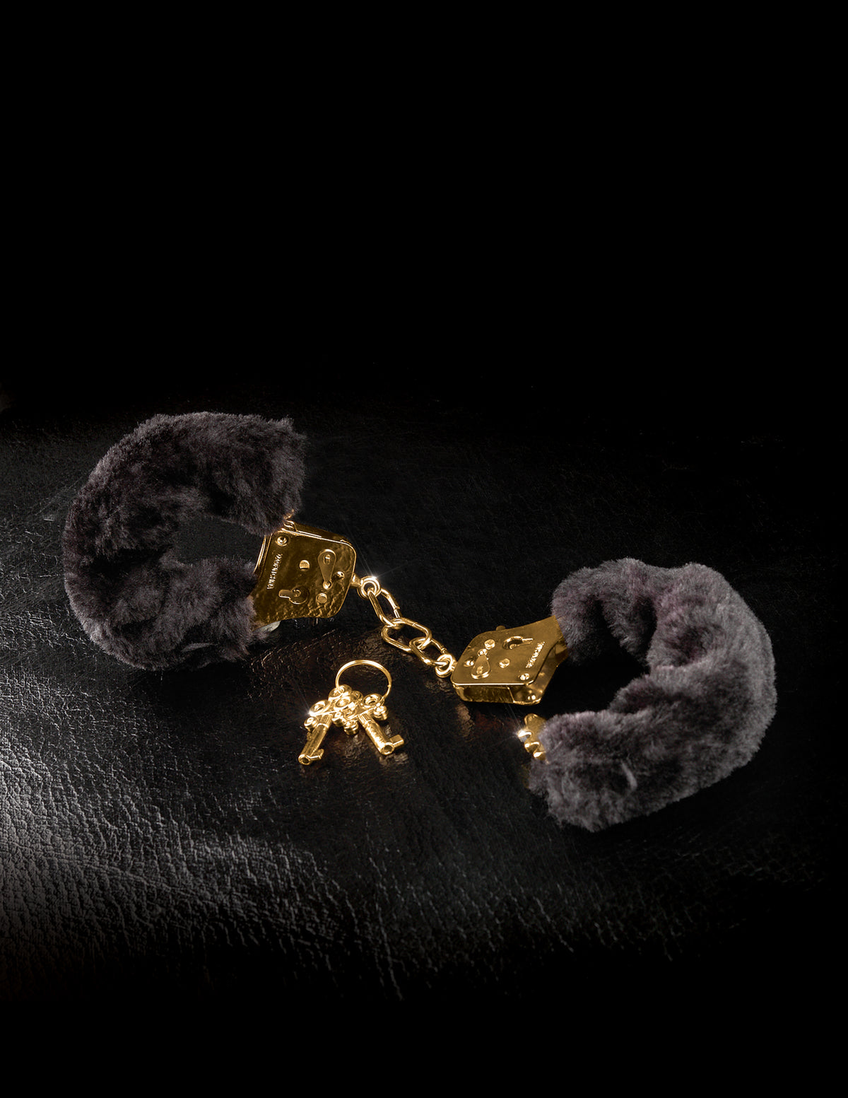 Pipedream Fetish Fantasy Deluxe Furry Cuffs — Gold Metal with Faux Fur - PD3996-27