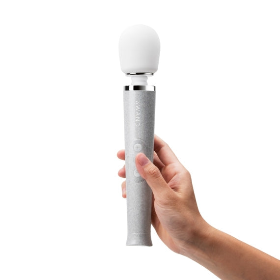 LE Wand All That Glimmers Petite Wand Vibrator — White Special Edition - LW0281
