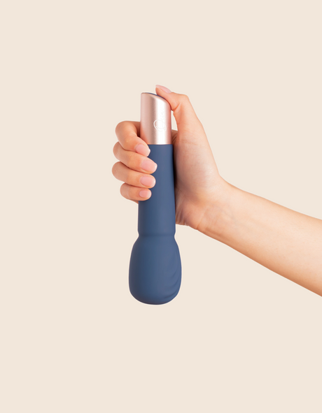 Deia The Wand — Rechargeable Silicone Vibrator with Charging Stand - DA724