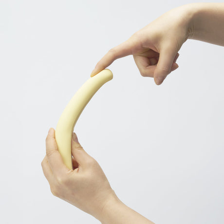 Iroha Tsuki Mikazuki Vibrator — Tapered Soft-Touch Silicone - TN821