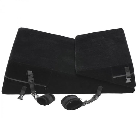 Bondage Cushion Set - image 12