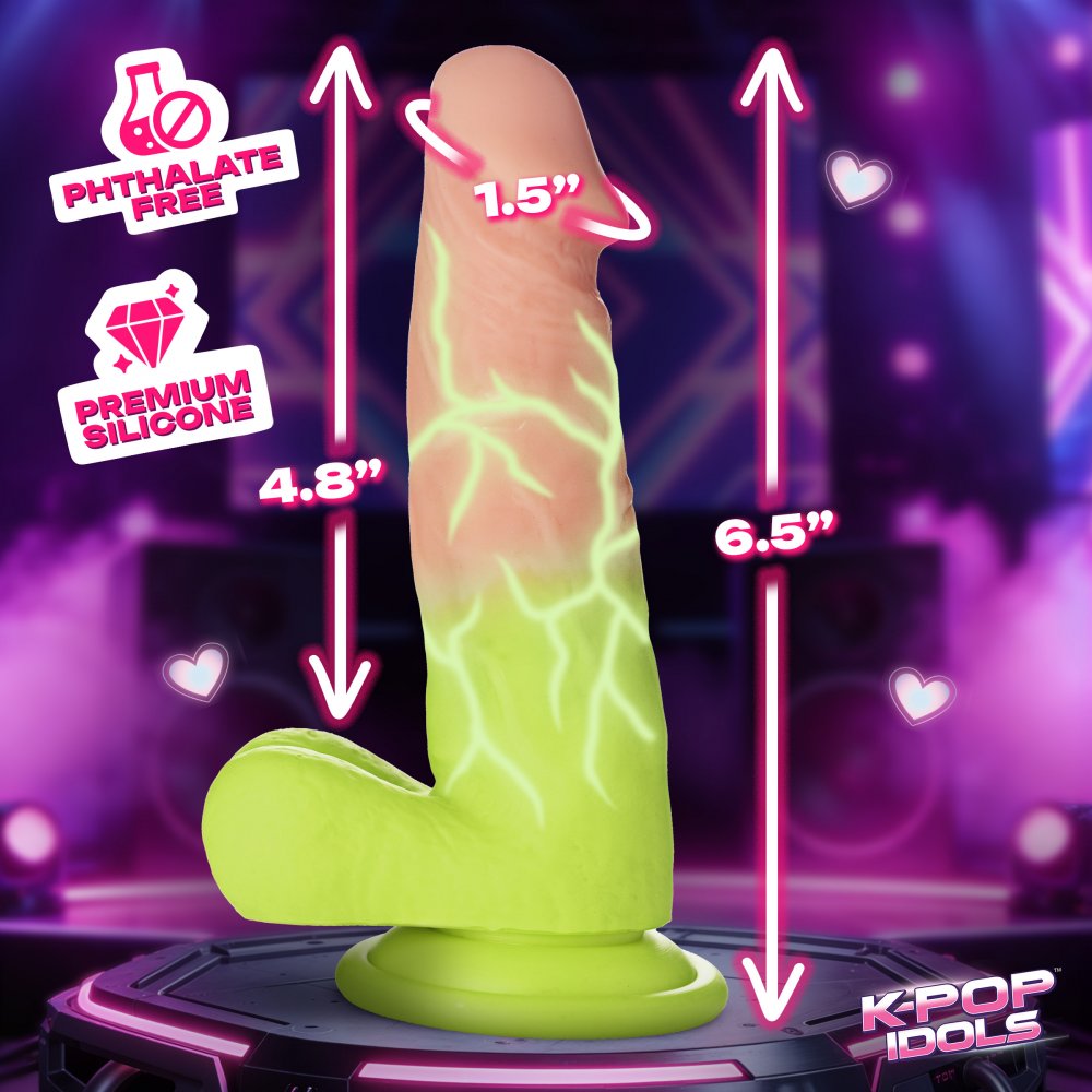 Reiven Silicone Dildo with Balls - image 4