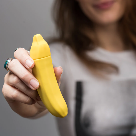 Emojibator Banana Vibrator — 4.6-inch USB Rechargeable Bullet - EM7129