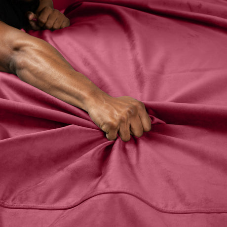 Liberator Fascinator Throw — Mini Microvelvet (Merlot) - L8122