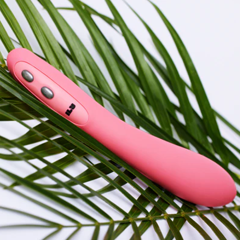 Je Joue ILY Wand Rechargeable Vibrator — 3 Speeds & 7 Patterns - JE960