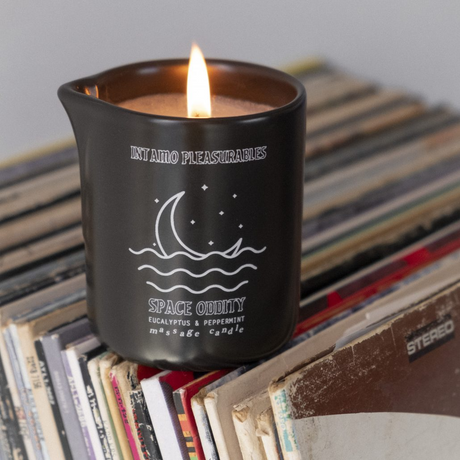 Intamo Space Oddity Massage Candle — Eucalyptus Peppermint - IP008