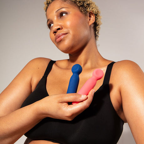 Je Joue Vita Wand-Tip Bullet Vibrator, Cobalt Blue - JE937BL